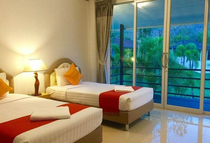 Pechmaneekan Beach Resort