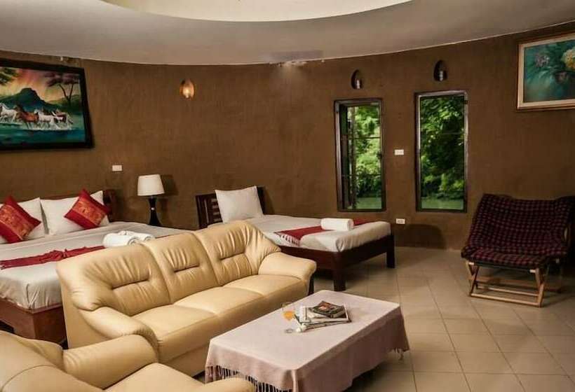 Pechmaneekan Beach Resort