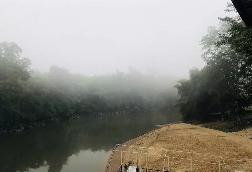 Pechmaneekan Beach Resort