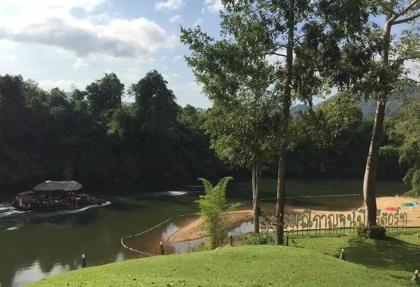 Pechmaneekan Beach Resort