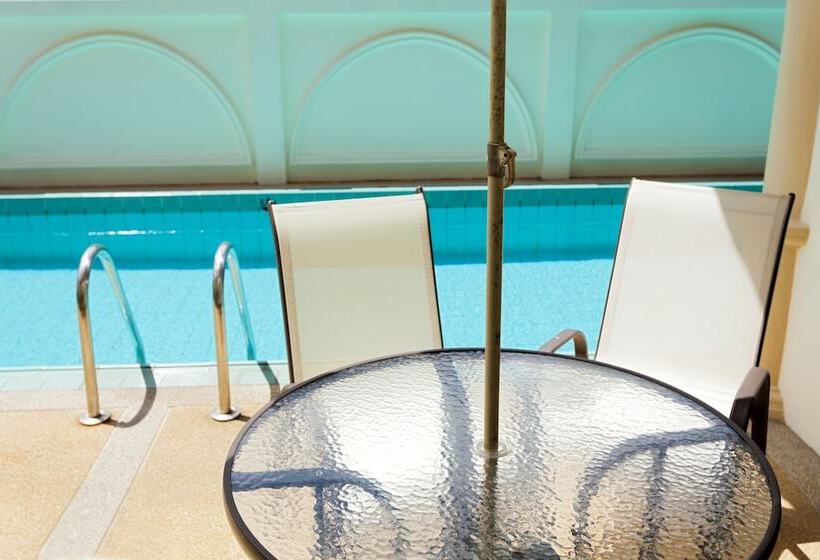 Royal Prince Residence