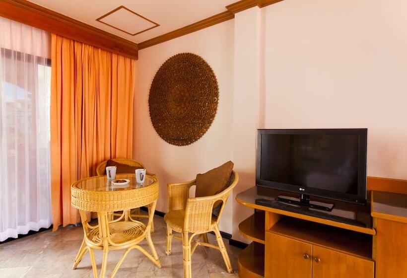 Royal Prince Residence