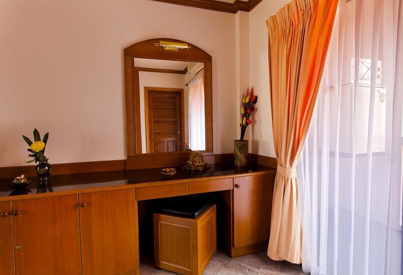 Royal Prince Residence