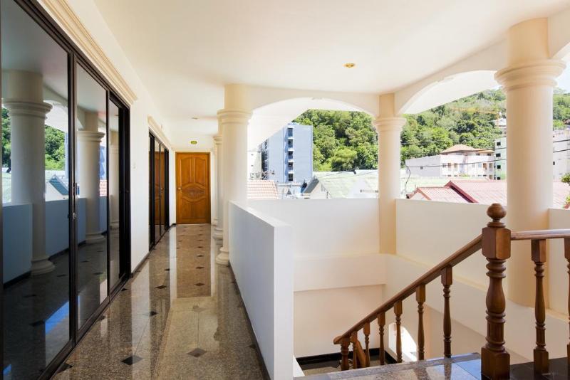 Royal Prince Residence