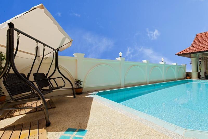 Royal Prince Residence