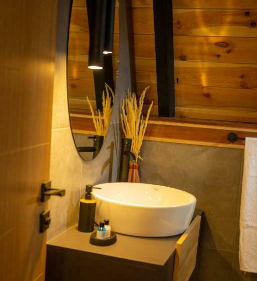 مبيت وإفطار Vadivera Bungalov