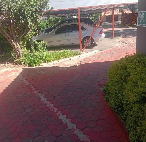 צימר Rz. Guesthouse Mafikeng