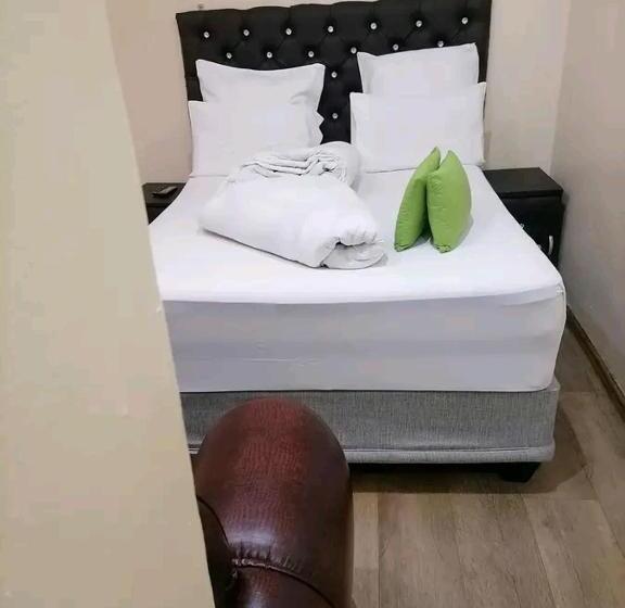 צימר Rz. Guesthouse Mafikeng