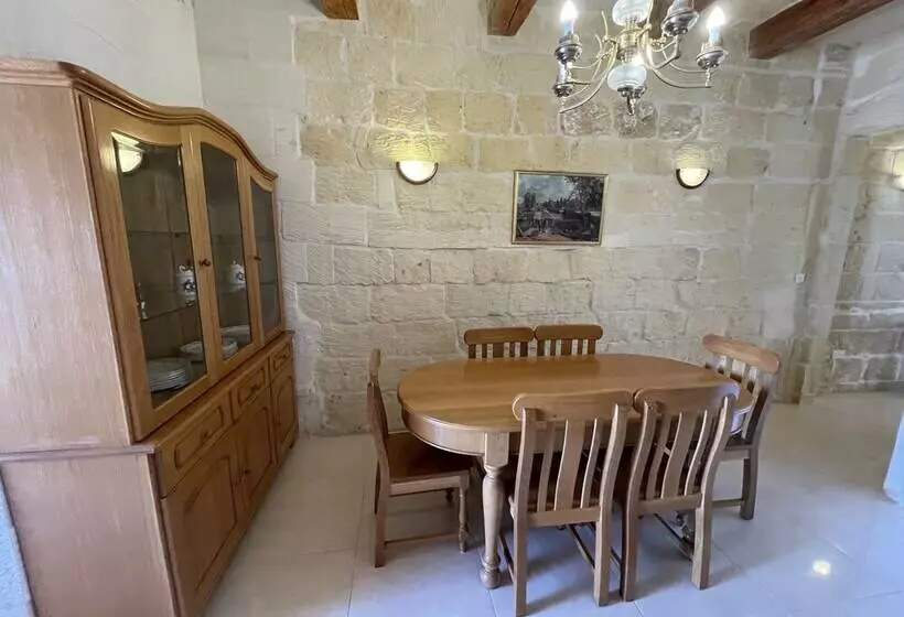 تختخواب و صبحانه San Antonio 71