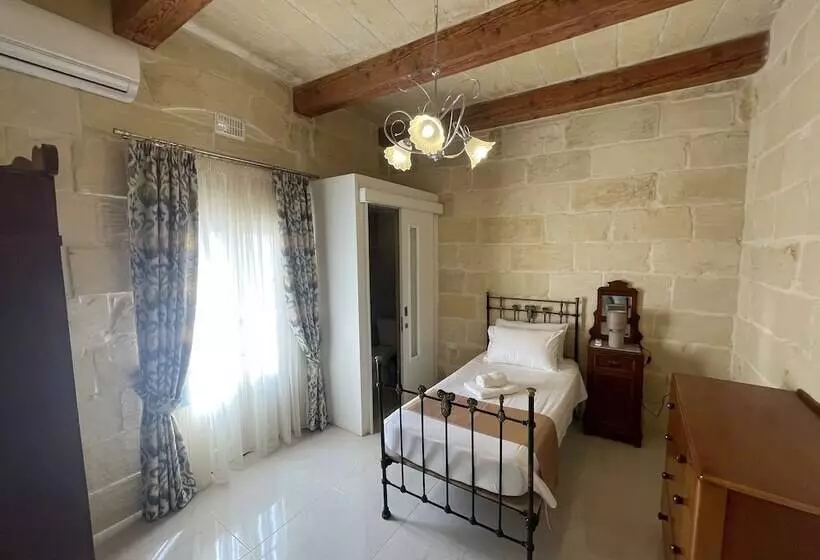 تختخواب و صبحانه San Antonio 71