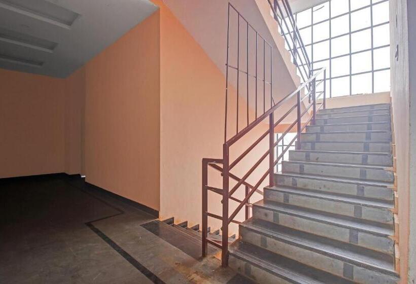 Hotel Spot On 811891  Shepherds Boarding And Lodging