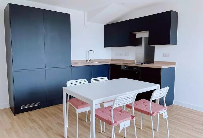 Majatalo Modern House