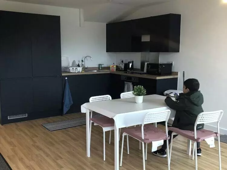 Majatalo Modern House