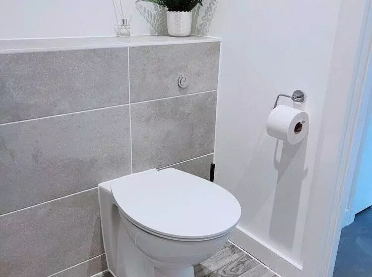 Majatalo Modern House