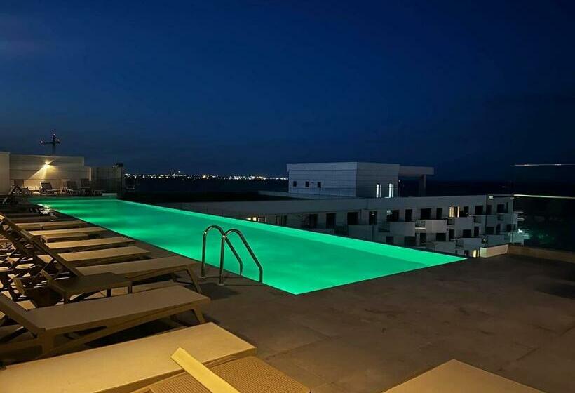 Nereide Apartament Complex Infinity Pool