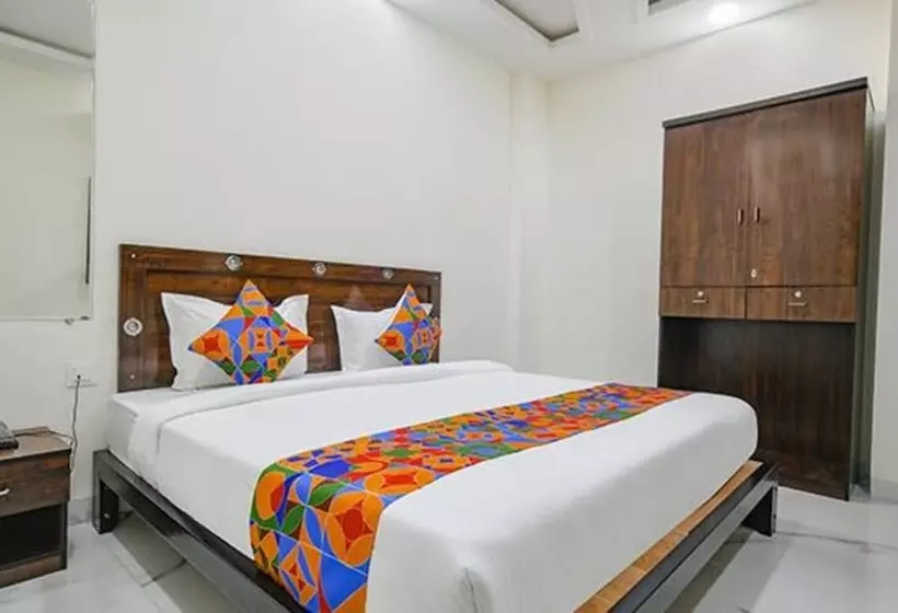 Fabhotel Dr Greens