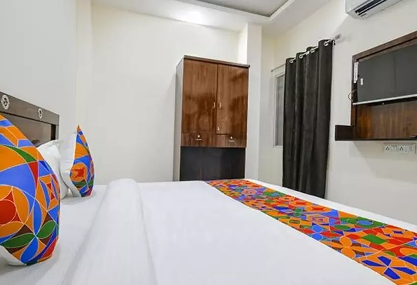 Fabhotel Dr Greens