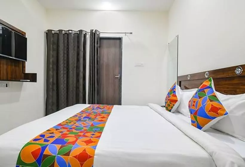 Fabhotel Dr Greens
