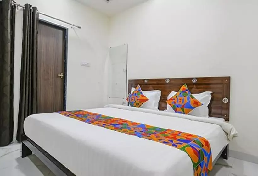 Fabhotel Dr Greens