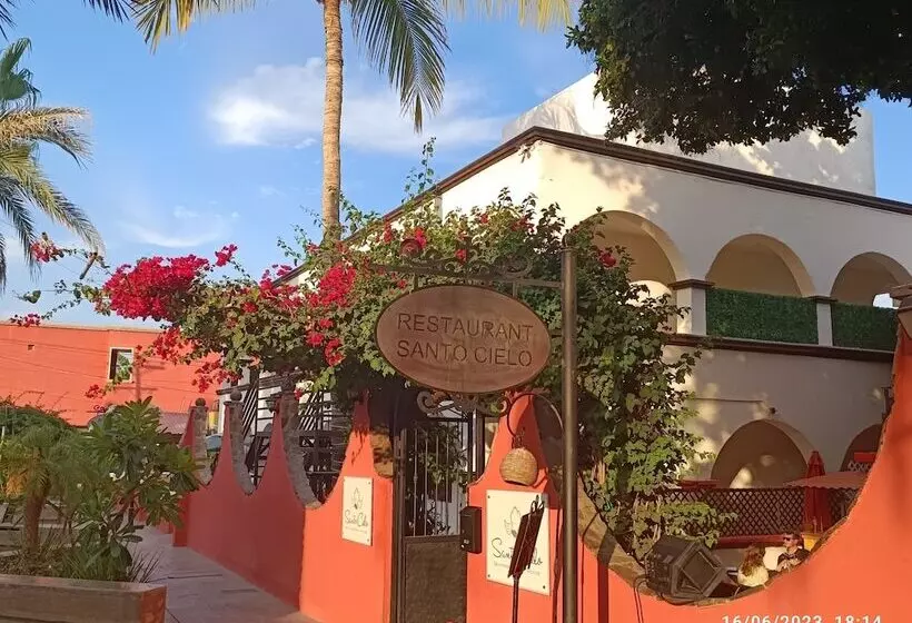 Hotelli Suites Santo Cielo