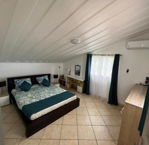 پانسیون La Villa Exotik