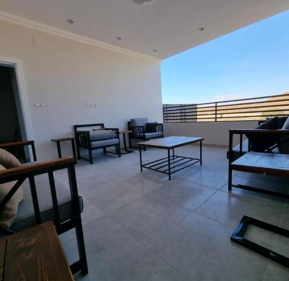 リゾートホテル فلل شدا ورقان بالهدا