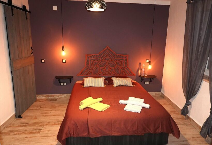 ריאדים Aladin Comfort Country Rooms