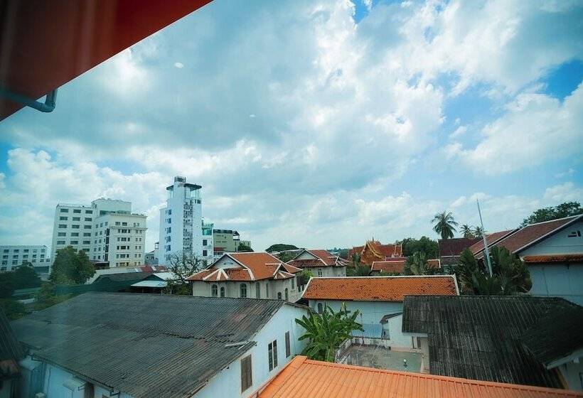 هاستل Vientiane Ruby Riverside