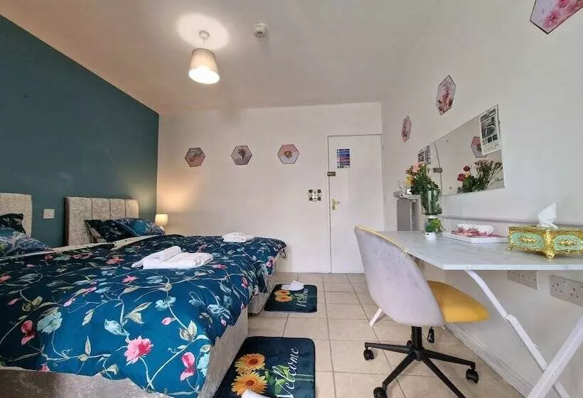 Retkeilymaja The Evergreen Inn