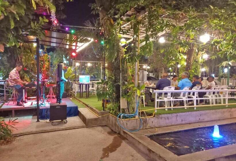 ホテル Dusita Parkview Resort @ Khua Suan Pla