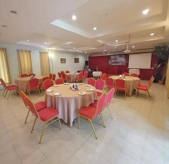 ホテル Dusita Parkview Resort @ Khua Suan Pla