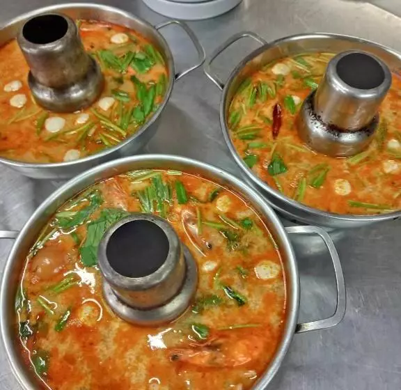 Hotelli Dusita Parkview Resort @ Khua Suan Pla