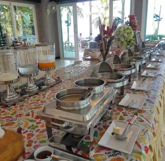 Hotelli The Sand Beach Pattaya