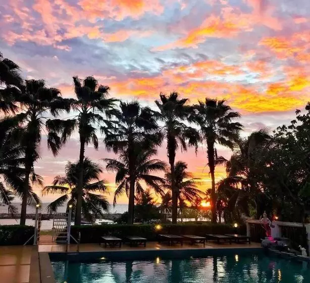 Hotelli The Sand Beach Pattaya