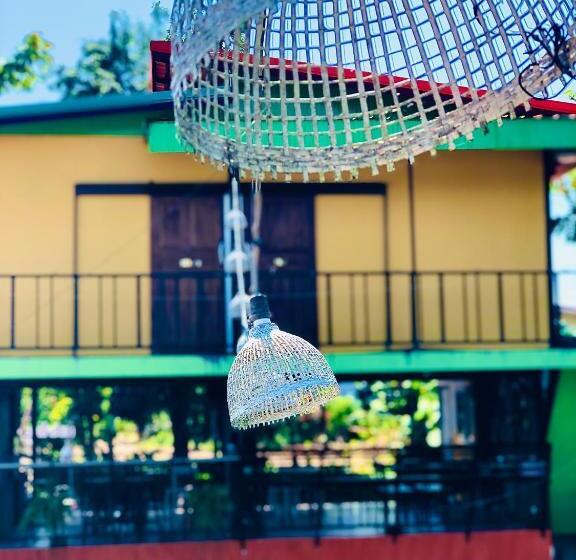 Pensão Chompunud House589 ชมพูนุชเฮ้าส์589