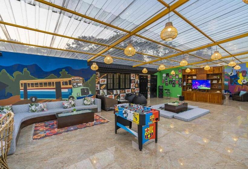 호스텔 Zostel Shillong