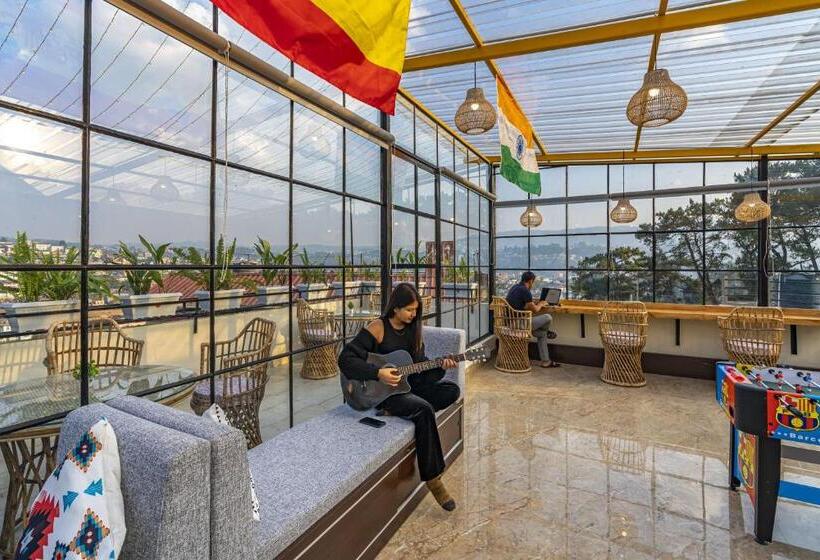 호스텔 Zostel Shillong