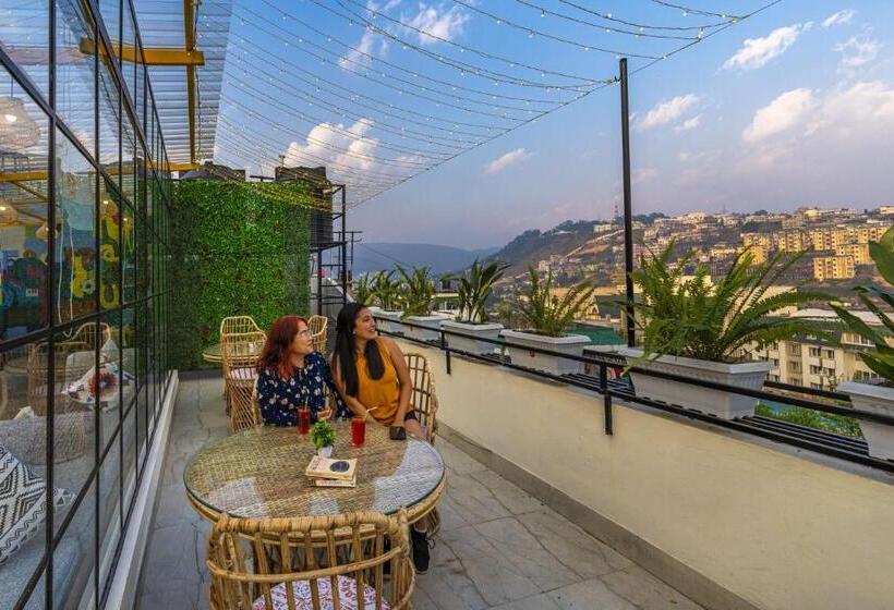 호스텔 Zostel Shillong