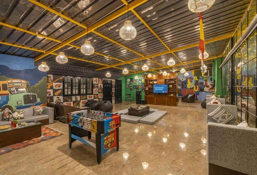 호스텔 Zostel Shillong