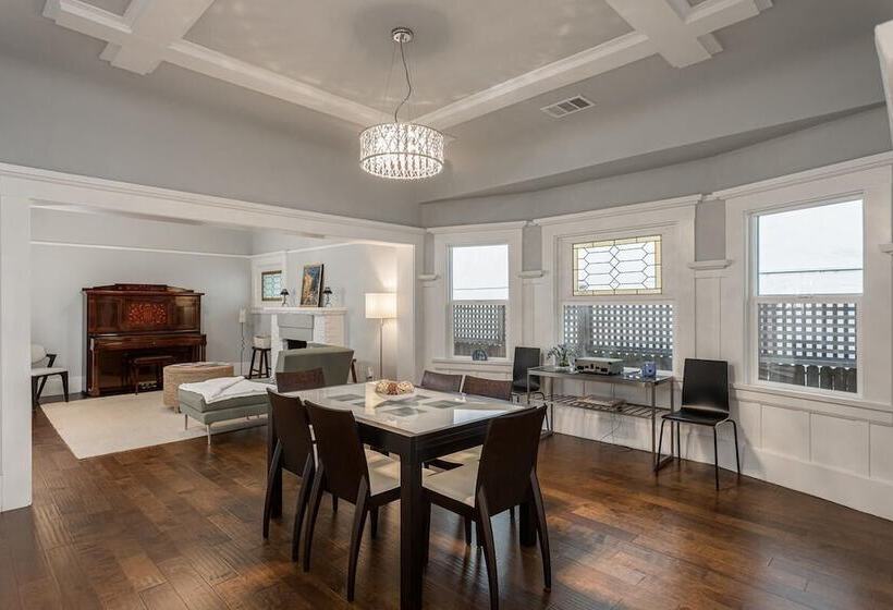 تختخواب و صبحانه Family Laundry & Spa