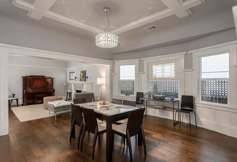 Aamiaismajoitus (B&B) Family Laundry & Spa