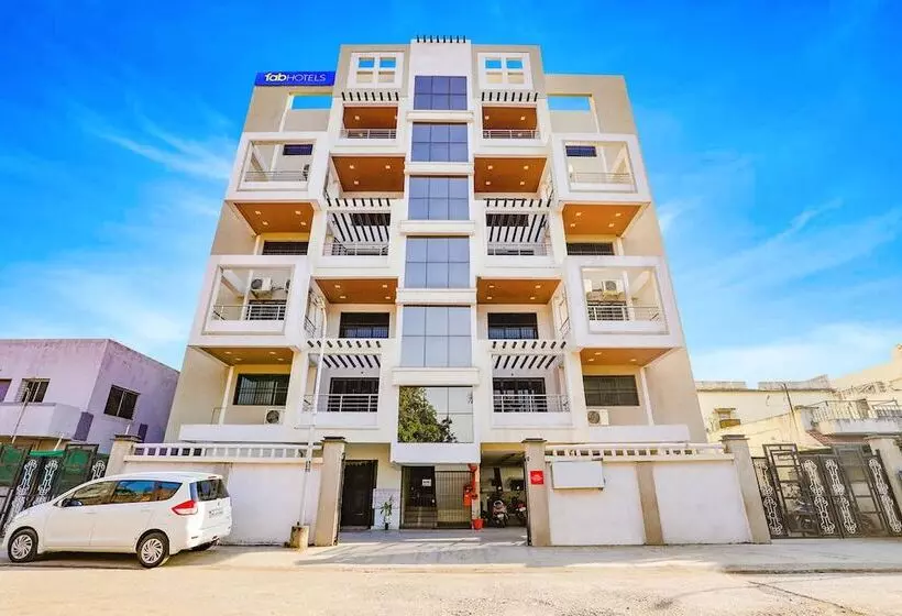 Fabhotel Villa 31