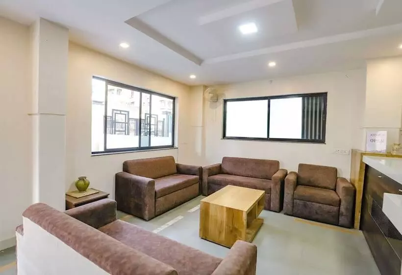 Fabhotel Villa 31