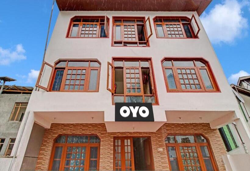 هتل Oyo Flagship 81121  Farhad