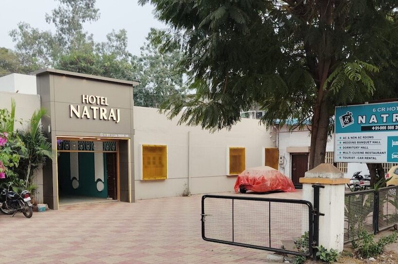 6 Cr Hotel Natraj Aurangabad