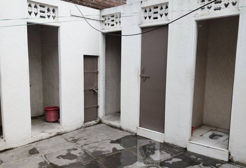 6 Cr Hotel Natraj Aurangabad