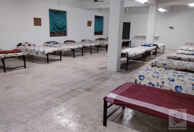 6 Cr Hotel Natraj Aurangabad