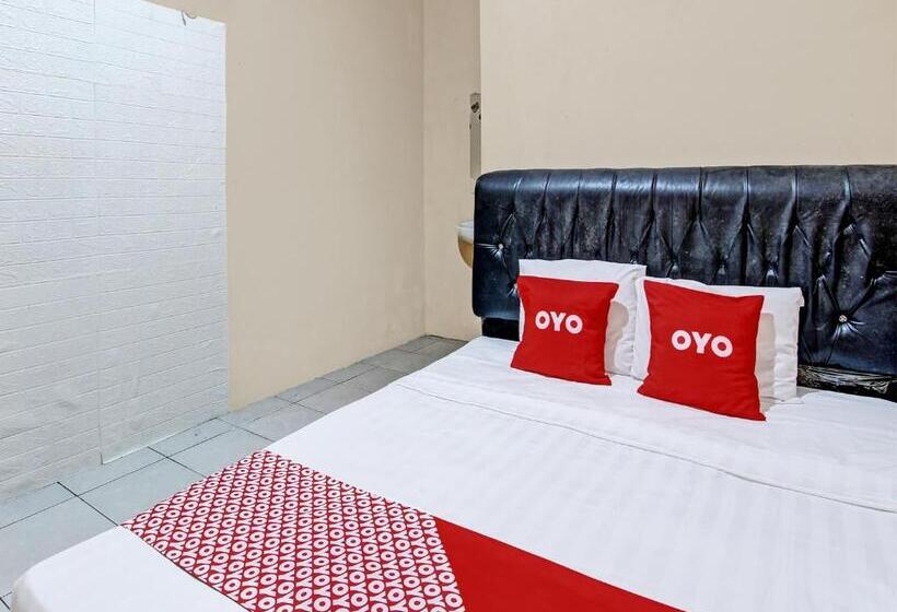 Hotel Oyo 92459 Cahyo Kost 2