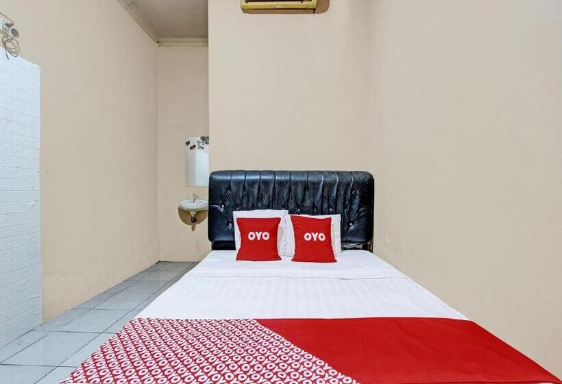 Hotel Oyo 92459 Cahyo Kost 2
