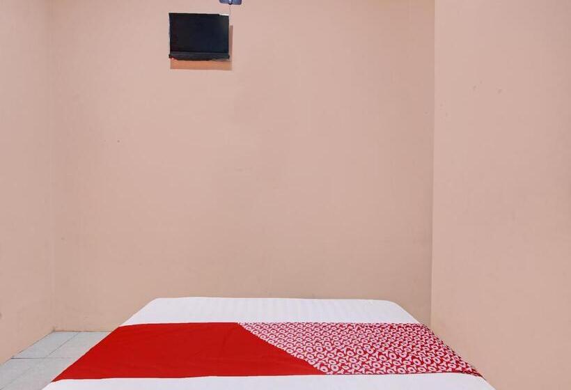 Hotel Oyo 92459 Cahyo Kost 2